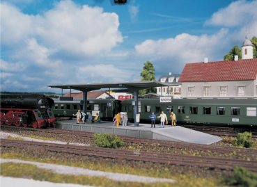 Piko 61821 Bahnsteig "Burgstein"