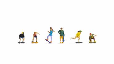 Noch H0 15889 Skateboarder
