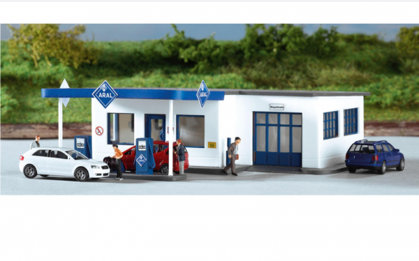 Piko 61827 Tankstelle Aral