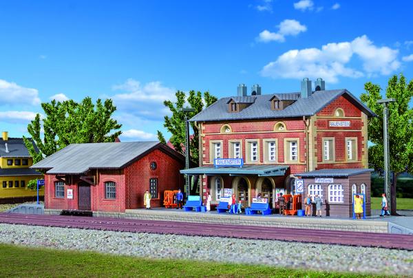 Kibri  37396 N Bahnhof Rauenstein mit Guet