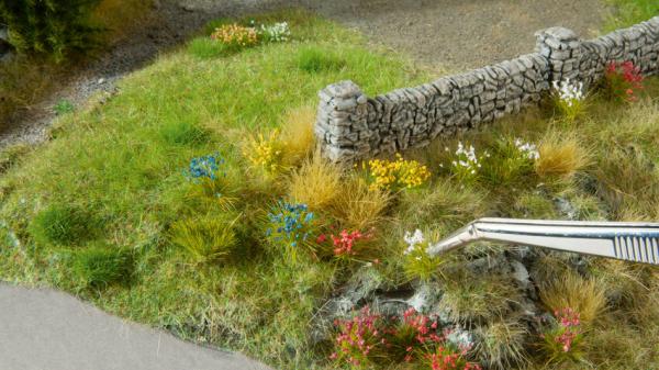 Noch 06800 Blumen (250 Stück, Farben grün-gelb, blau-weiß, Heide, Korn, Lavendel)