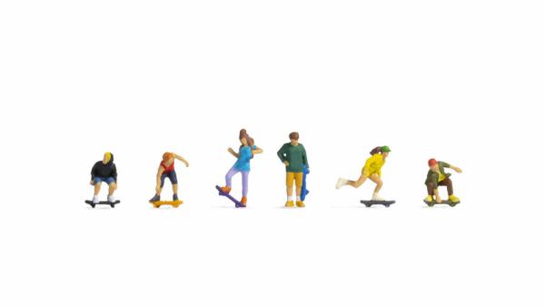 Noch H0 15889 Skateboarder