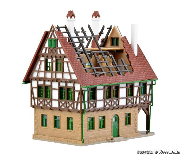 Vollmer 47738 N Brennendes Haus