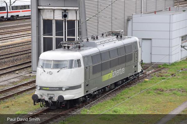 Arnold HN2566 RailAdventure, Elektrolokomotive 103 222-6, Grau Analog