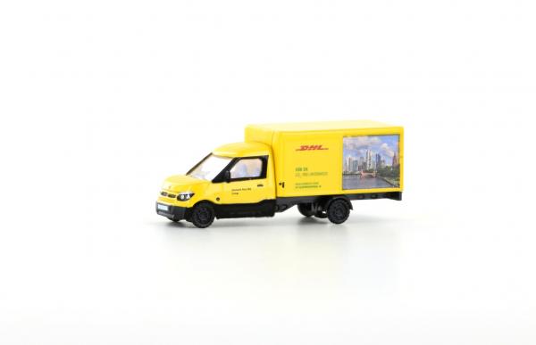 Lemke Minis LC4557 STREETSCOOTER WORK-L "DHL FRANKFURT" 1:160