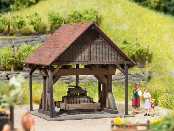 Noch H0 14370 Weinpresse