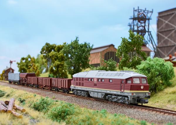 Minitrix 16235 Diesellokomotive Baureihe 232